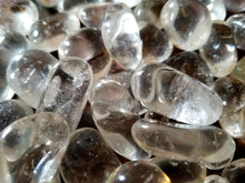 Load image into Gallery viewer, Quartz (tumbled)
