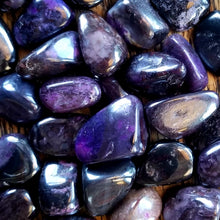 Load image into Gallery viewer, Sugilite (tumbled)
