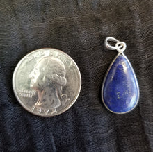 Load image into Gallery viewer, Lapiz lazuli pendant
