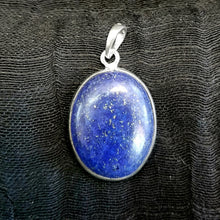 Load image into Gallery viewer, Lapiz lazuli pendant
