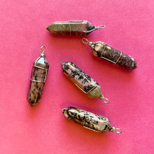 Load image into Gallery viewer, Small crystal pendants
